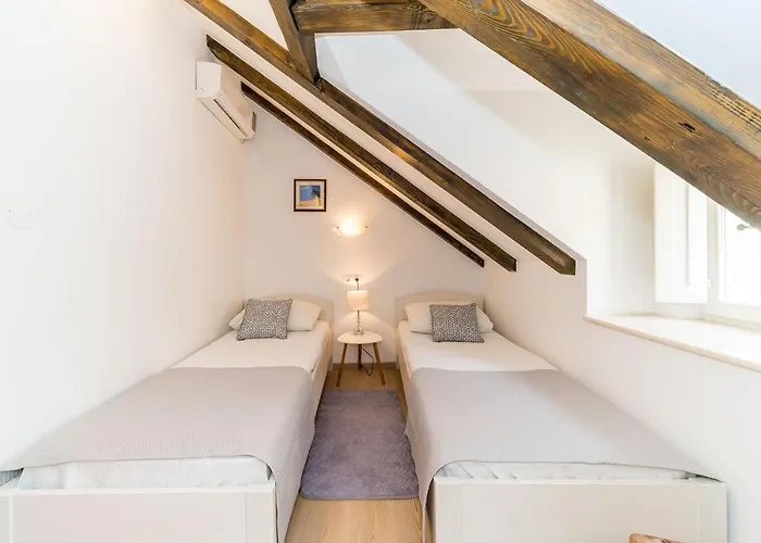 Kazerma 3* Dubrovnik