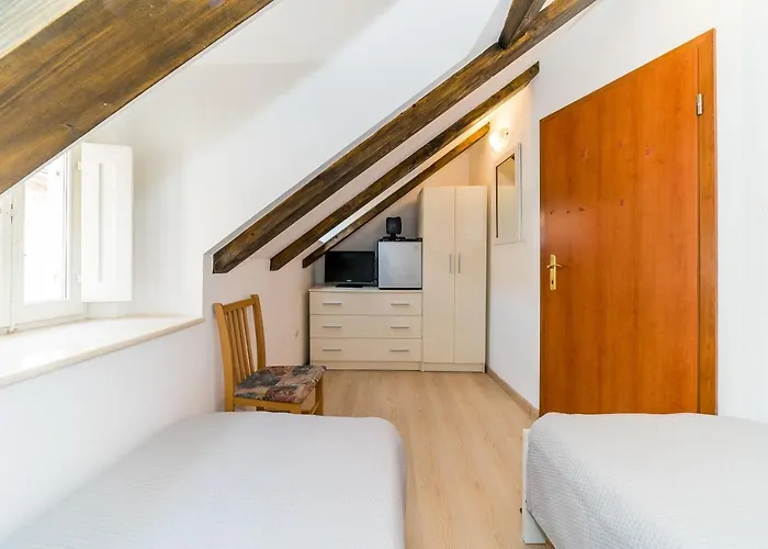 Kazerma Pensionat Dubrovnik