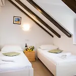Kazerma Penzion 3*